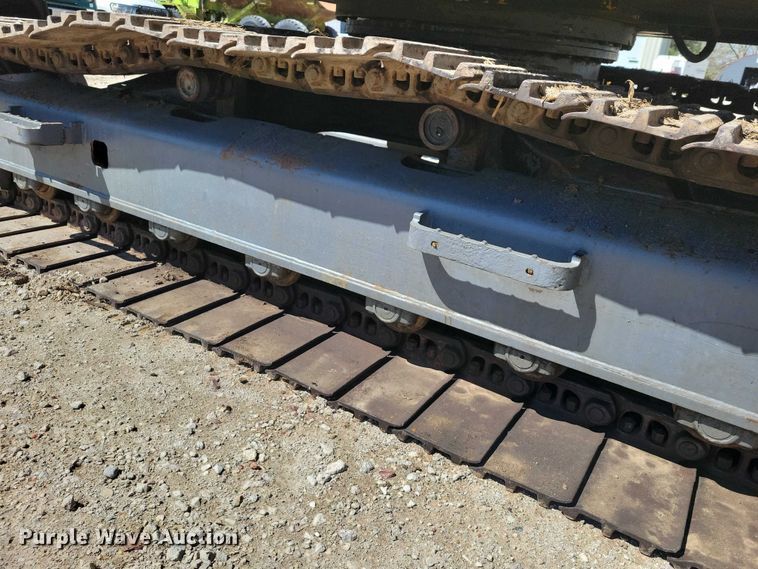 image for item EE0976 Kobelco SK120LC excavator