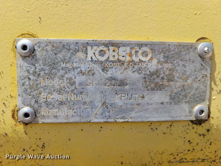 image for item EE0976 Kobelco SK120LC excavator
