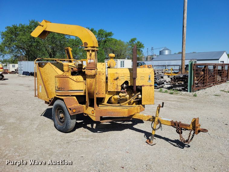 image for item EE0977 1991 Vermeer 1250 Turbo wood chipper