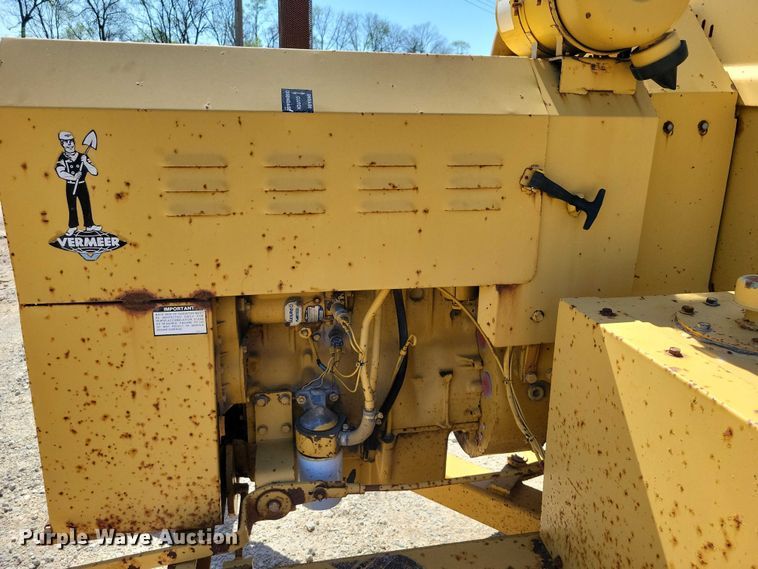 image for item EE0977 1991 Vermeer 1250 Turbo wood chipper