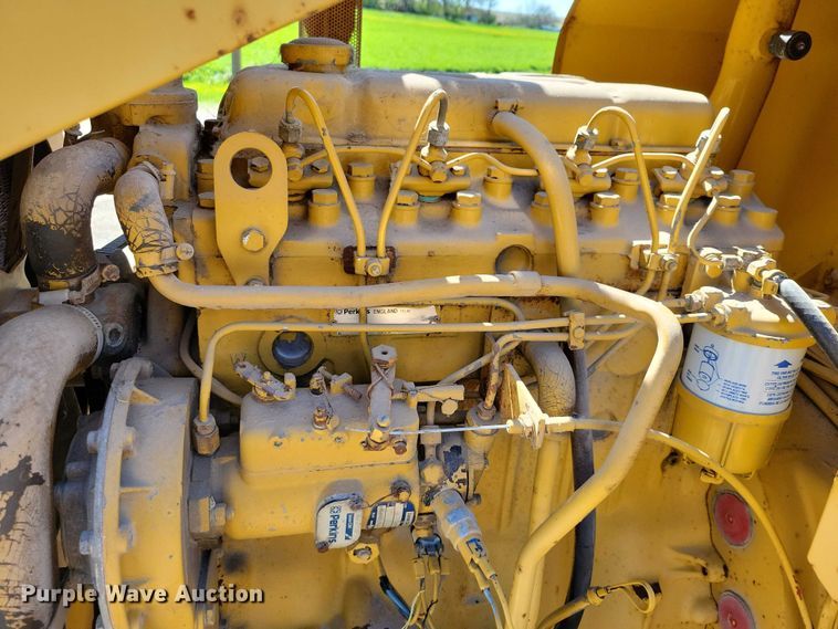 image for item EE0977 1991 Vermeer 1250 Turbo wood chipper