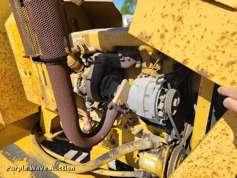 image for item EE0977 1991 Vermeer 1250 Turbo wood chipper
