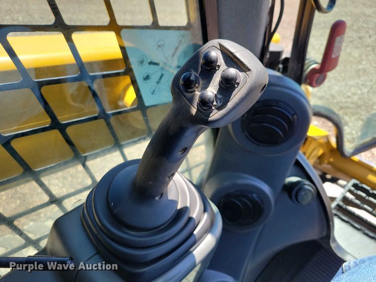 image for item EE0980 2015 Caterpillar 259D tracked skid steer loader