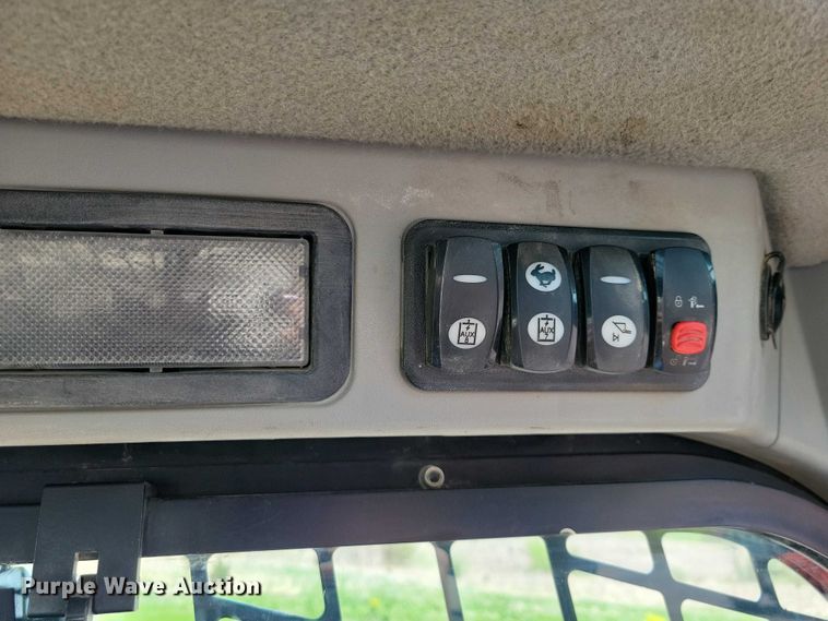 image for item EE0980 2015 Caterpillar 259D tracked skid steer loader