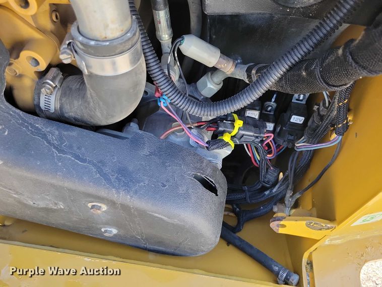 image for item EE0980 2015 Caterpillar 259D tracked skid steer loader