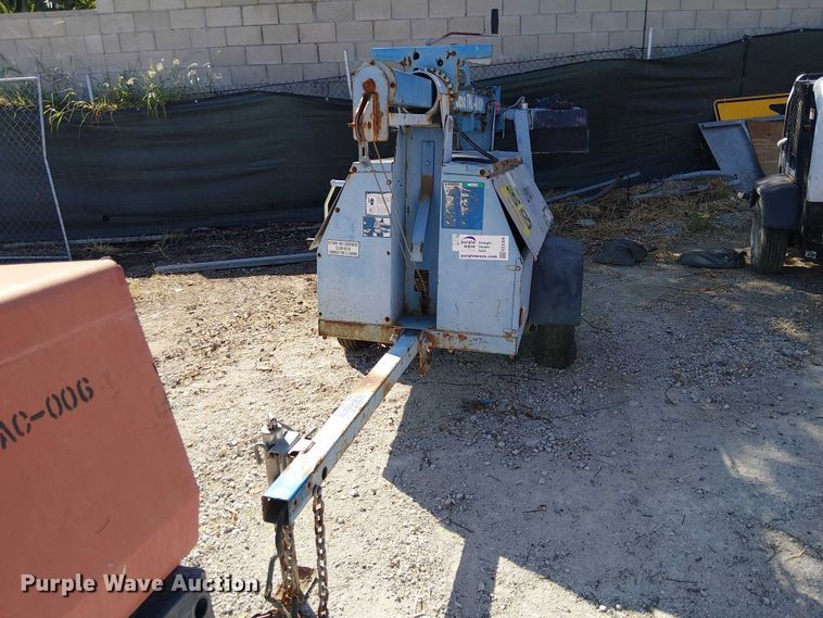 image for item EE5304 2008 Gennie TML 4000 N light plant