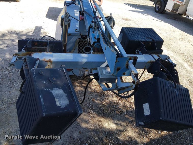 image for item EE5304 2008 Gennie TML 4000 N light plant