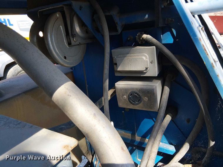 image for item EE5304 2008 Gennie TML 4000 N light plant