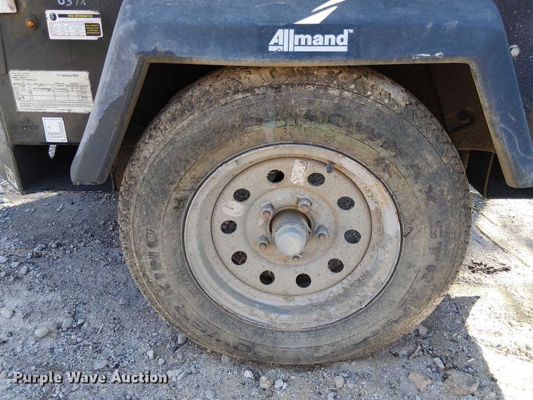 image for item EE5305 2020 Allman Bros V Series light plant