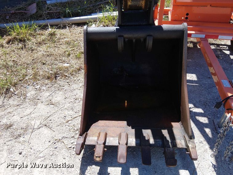 image for item EE5312 2014 Caterpillar 450 F backhoe