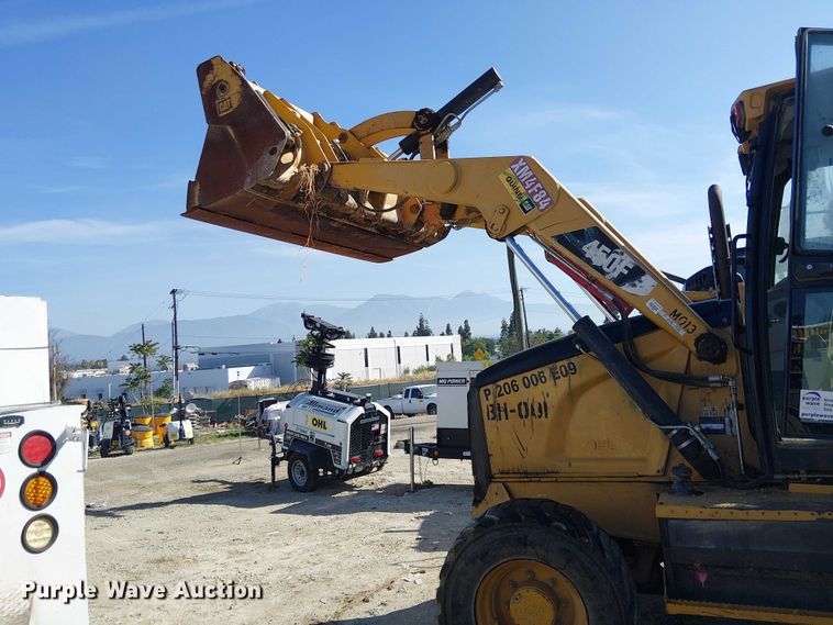 image for item EE5312 2014 Caterpillar 450 F backhoe