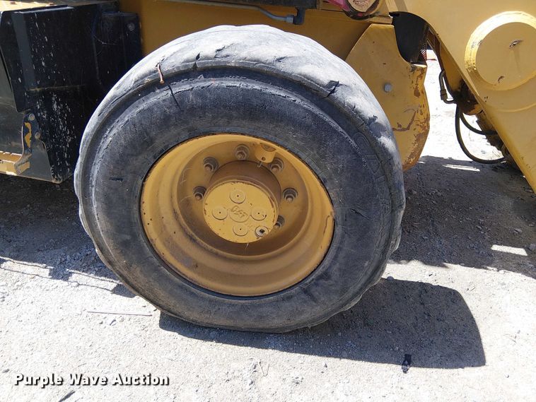 image for item EE5312 2014 Caterpillar 450 F backhoe