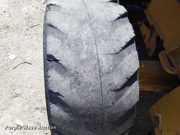 image for item EE5312 2014 Caterpillar 450 F backhoe