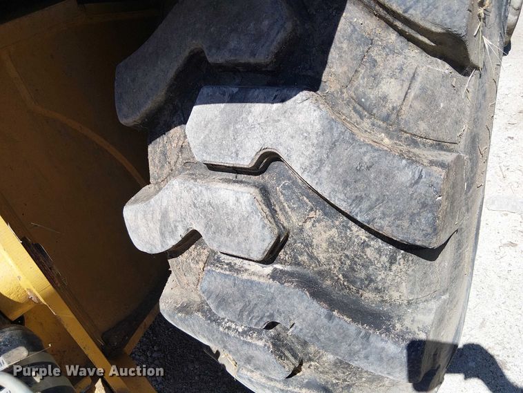 image for item EE5312 2014 Caterpillar 450 F backhoe