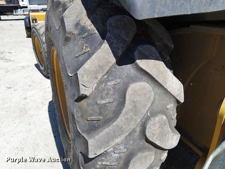 image for item EE5312 2014 Caterpillar 450 F backhoe