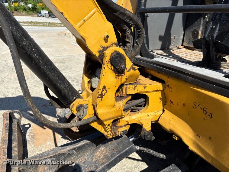 image for item EF1095 2019 Caterpillar 303.5E2 CR mini excavator