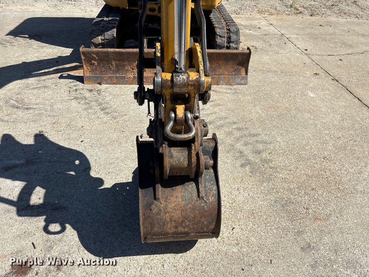 image for item EF1095 2019 Caterpillar 303.5E2 CR mini excavator