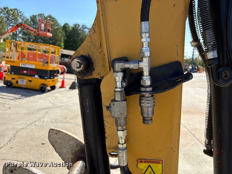 image for item EF1095 2019 Caterpillar 303.5E2 CR mini excavator