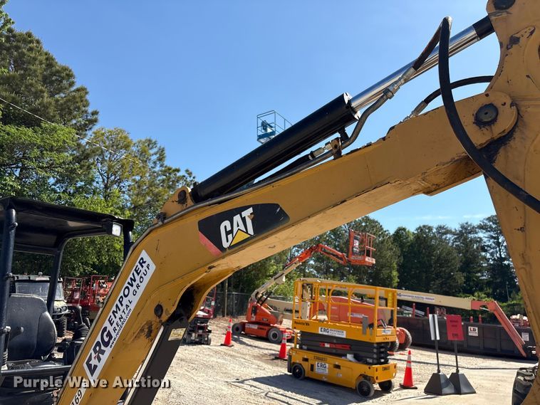 image for item EF1095 2019 Caterpillar 303.5E2 CR mini excavator