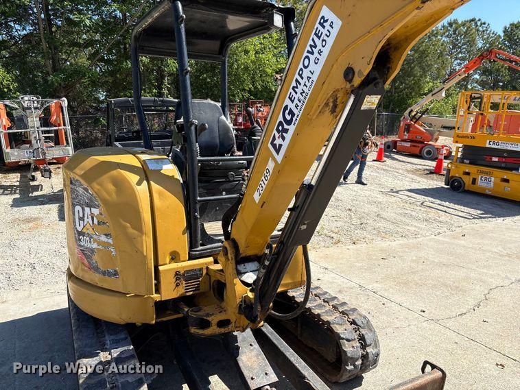 image for item EF1095 2019 Caterpillar 303.5E2 CR mini excavator
