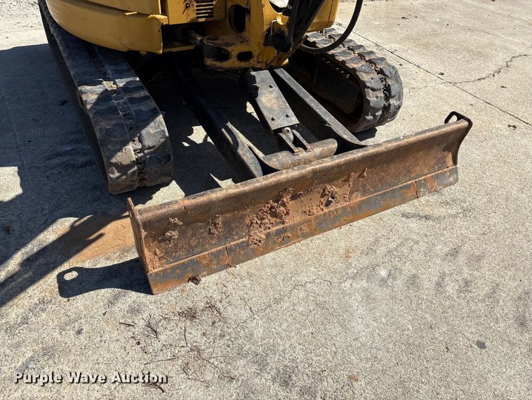 image for item EF1095 2019 Caterpillar 303.5E2 CR mini excavator