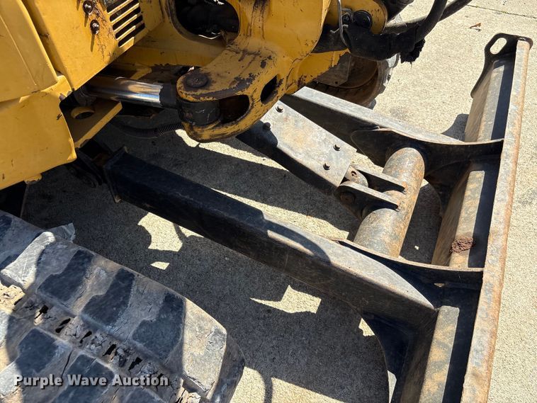 image for item EF1095 2019 Caterpillar 303.5E2 CR mini excavator