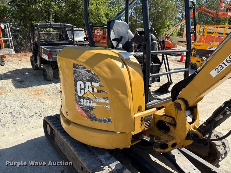 image for item EF1095 2019 Caterpillar 303.5E2 CR mini excavator