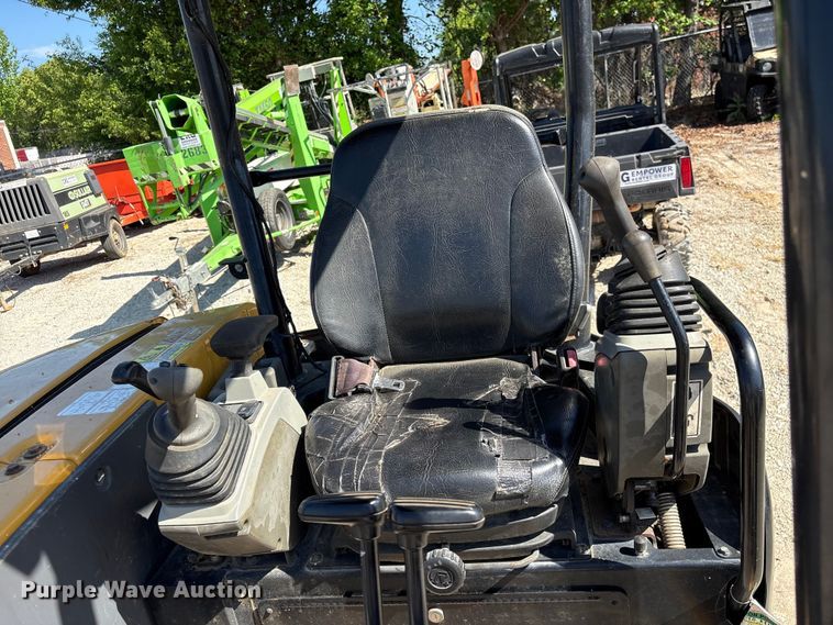 image for item EF1095 2019 Caterpillar 303.5E2 CR mini excavator