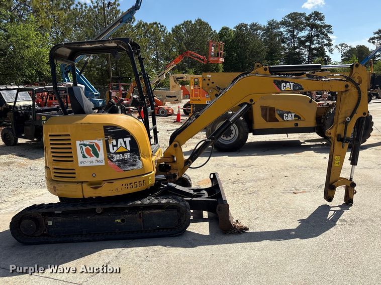 image for item EF1096 2019 Caterpillar 303.5E2 CR mini excavator