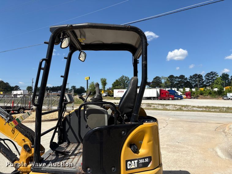 image for item EF1096 2019 Caterpillar 303.5E2 CR mini excavator