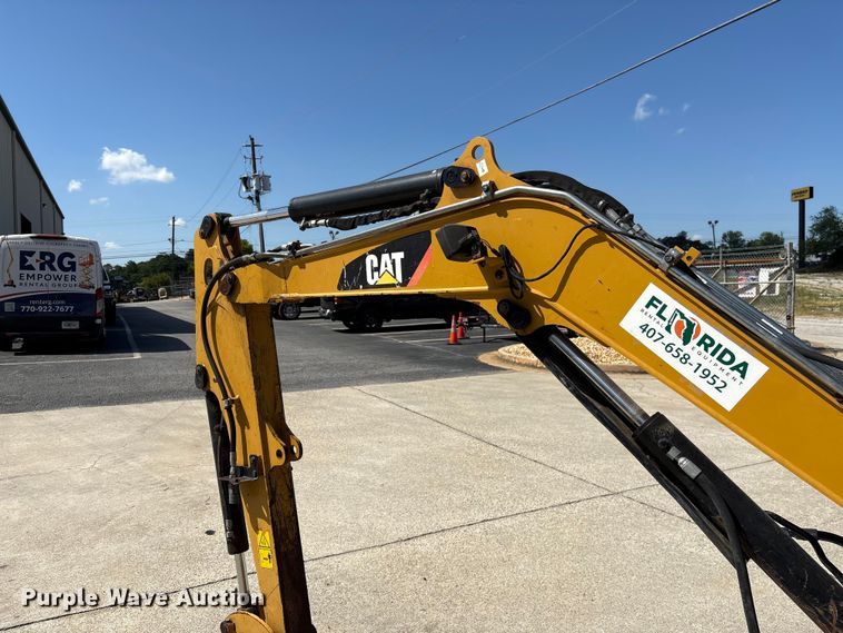 image for item EF1096 2019 Caterpillar 303.5E2 CR mini excavator