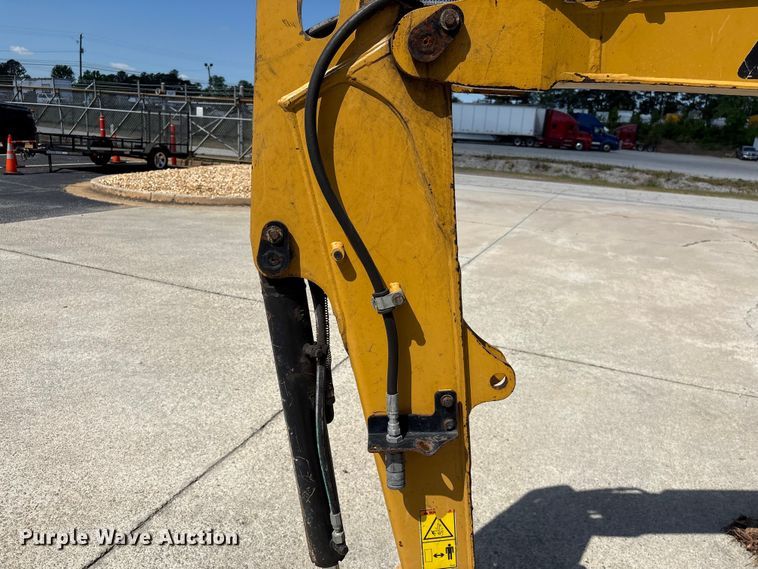 image for item EF1096 2019 Caterpillar 303.5E2 CR mini excavator