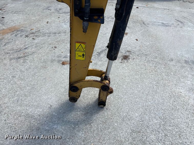 image for item EF1096 2019 Caterpillar 303.5E2 CR mini excavator