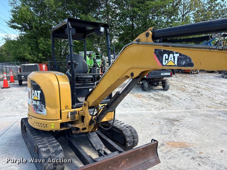 image for item EF1096 2019 Caterpillar 303.5E2 CR mini excavator