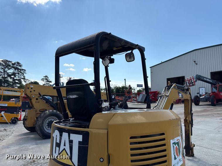 image for item EF1096 2019 Caterpillar 303.5E2 CR mini excavator