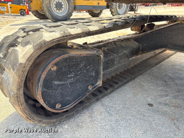 image for item EF1096 2019 Caterpillar 303.5E2 CR mini excavator