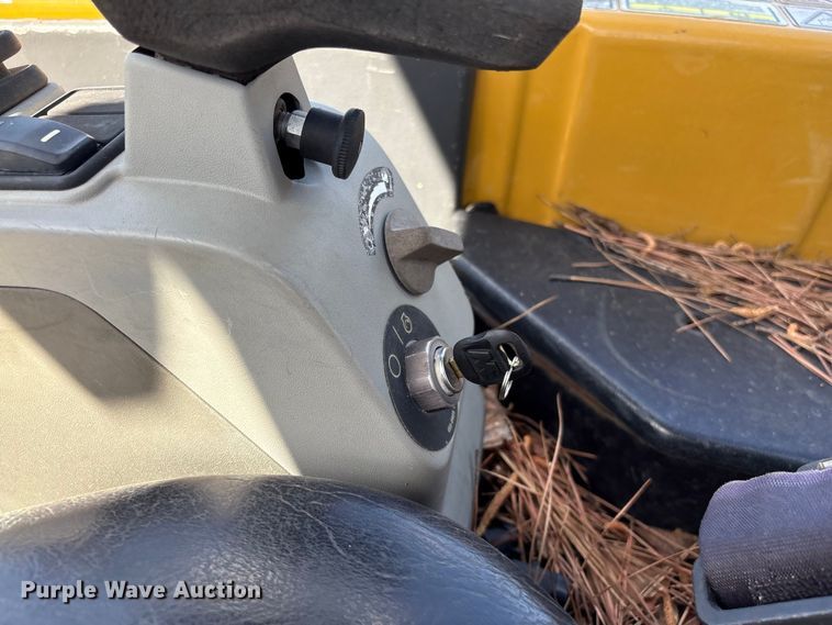 image for item EF1096 2019 Caterpillar 303.5E2 CR mini excavator