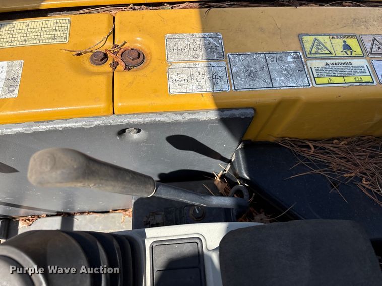 image for item EF1096 2019 Caterpillar 303.5E2 CR mini excavator