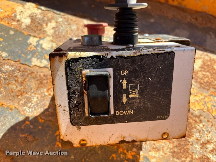 image for item EF1098 2016 Hy-Brid HB-1430 scissor lift