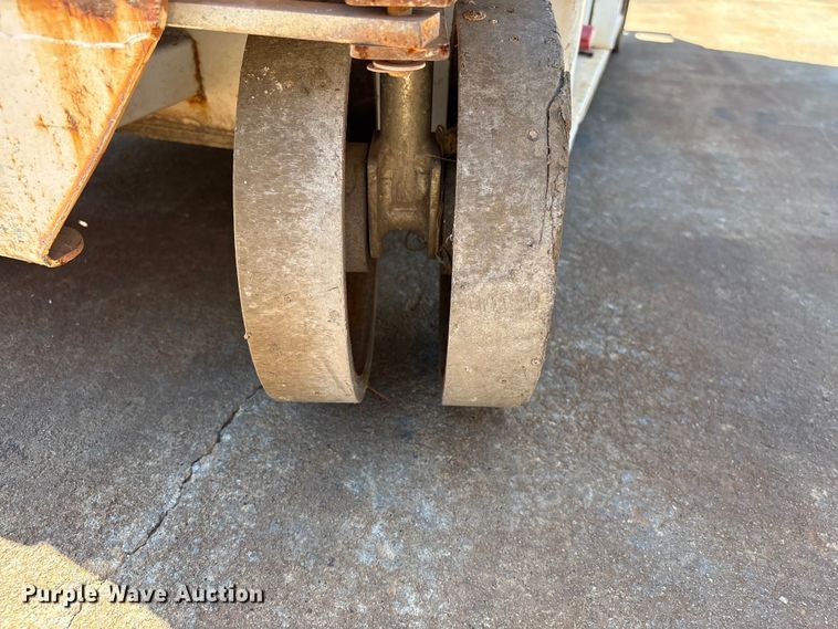 image for item EF1098 2016 Hy-Brid HB-1430 scissor lift