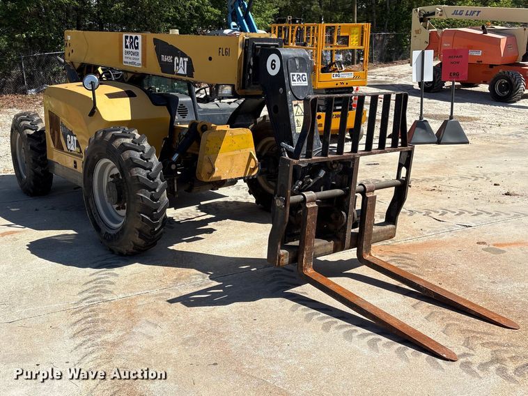 image for item EF1099 2013 Caterpillar TL642C telehandler