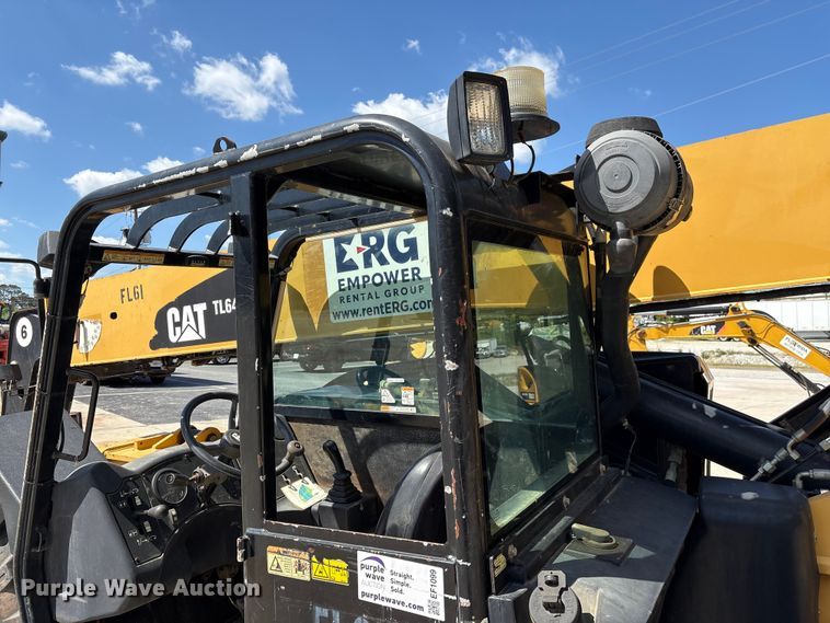 image for item EF1099 2013 Caterpillar TL642C telehandler