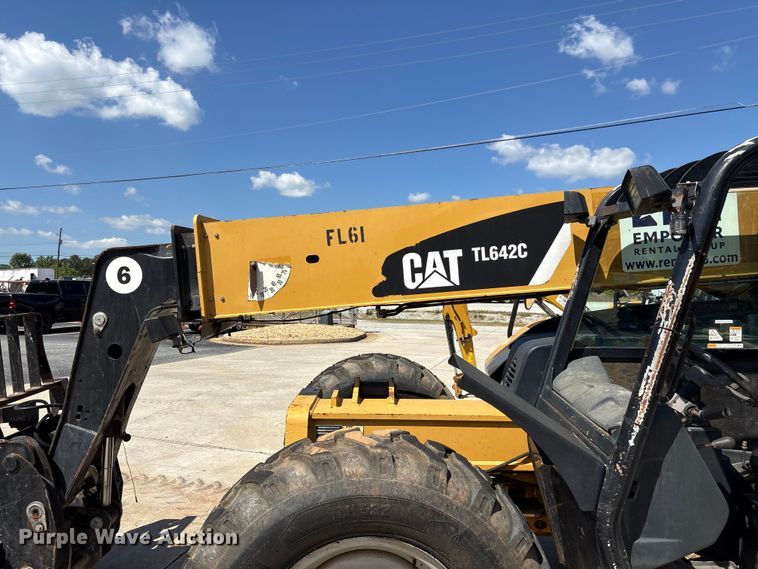 image for item EF1099 2013 Caterpillar TL642C telehandler
