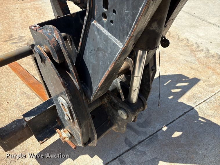 image for item EF1099 2013 Caterpillar TL642C telehandler