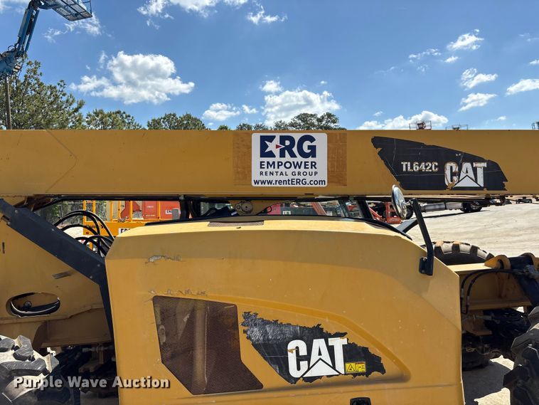image for item EF1099 2013 Caterpillar TL642C telehandler