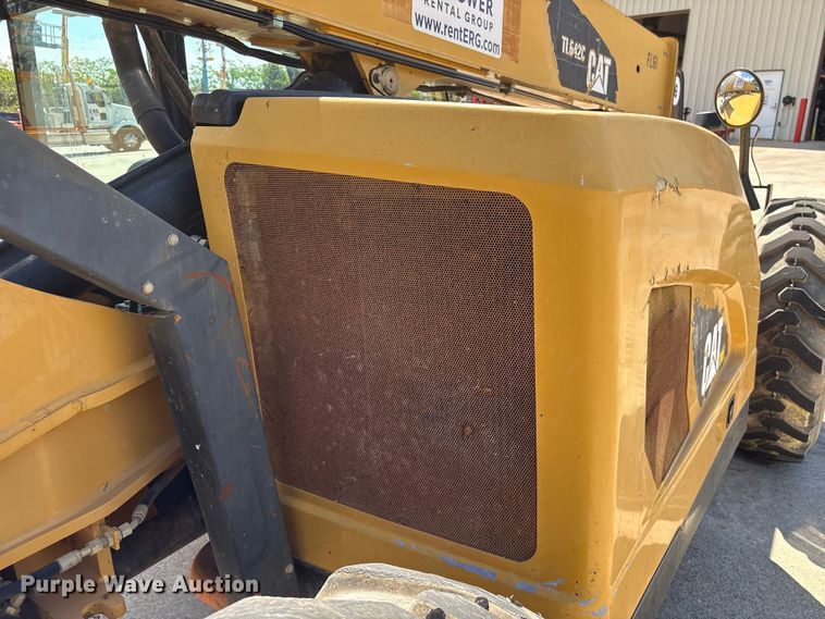 image for item EF1099 2013 Caterpillar TL642C telehandler