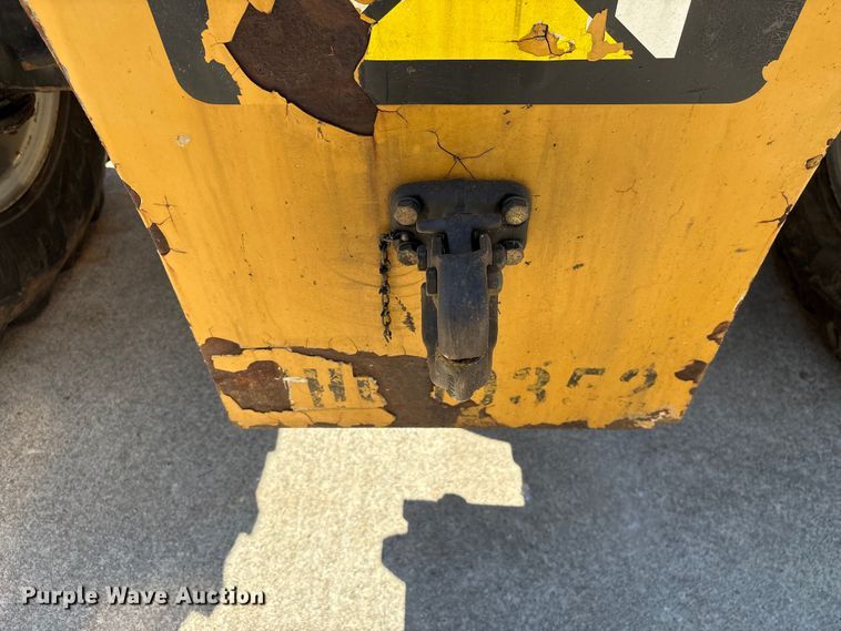 image for item EF1099 2013 Caterpillar TL642C telehandler