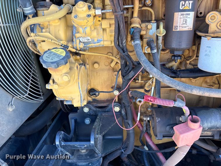 image for item EF1099 2013 Caterpillar TL642C telehandler