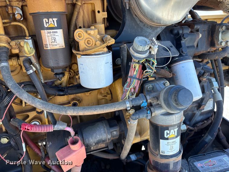 image for item EF1099 2013 Caterpillar TL642C telehandler