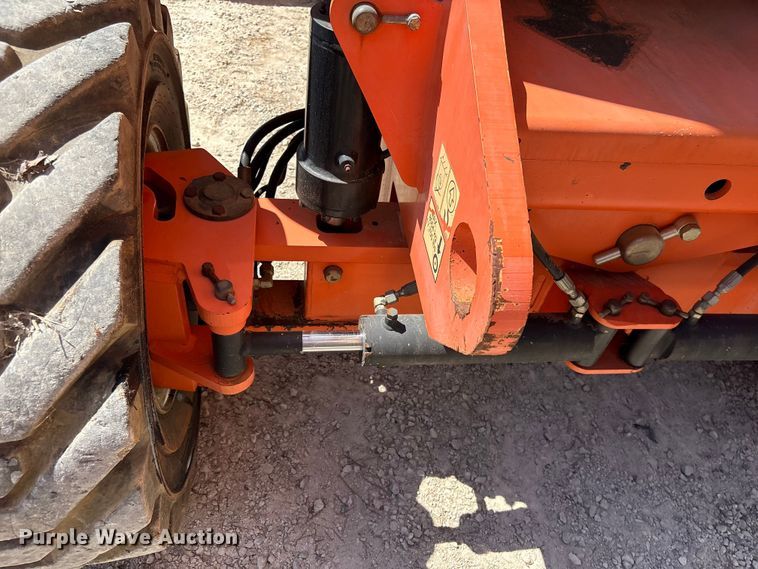 image for item EF1100 2011 JLG 800AJ boom lift